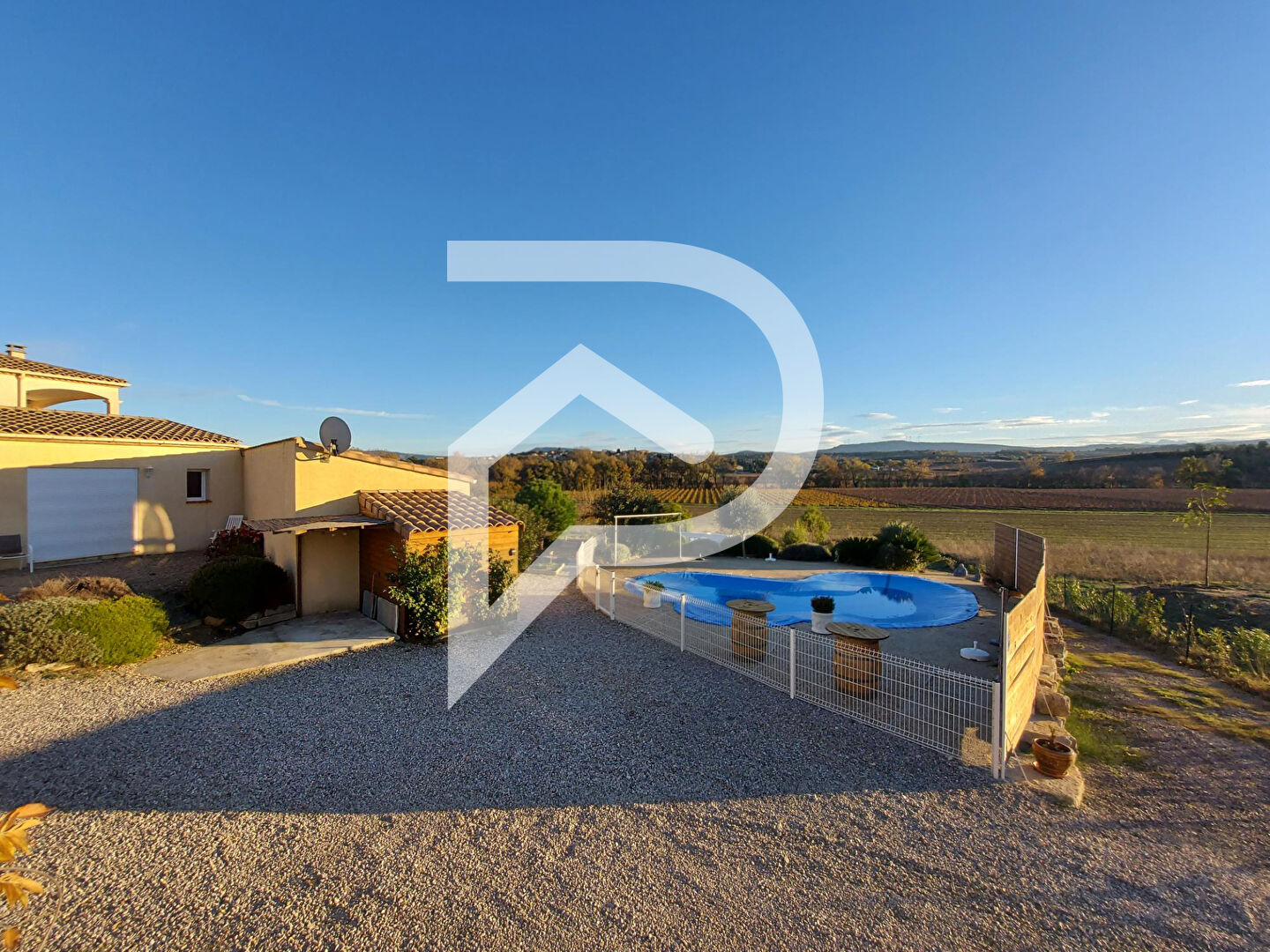 MAISON PLAIN PIED de 120 m² avec gîtes indépendants