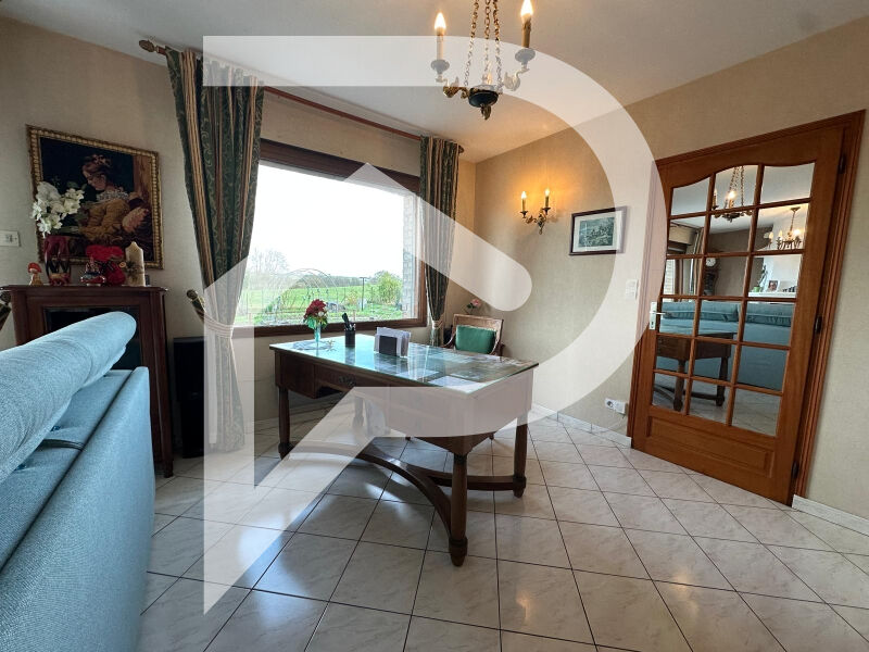 Photo Maison Crevecoeur Sur L Escaut 7 pièce(s) 156 m2 image 4/6