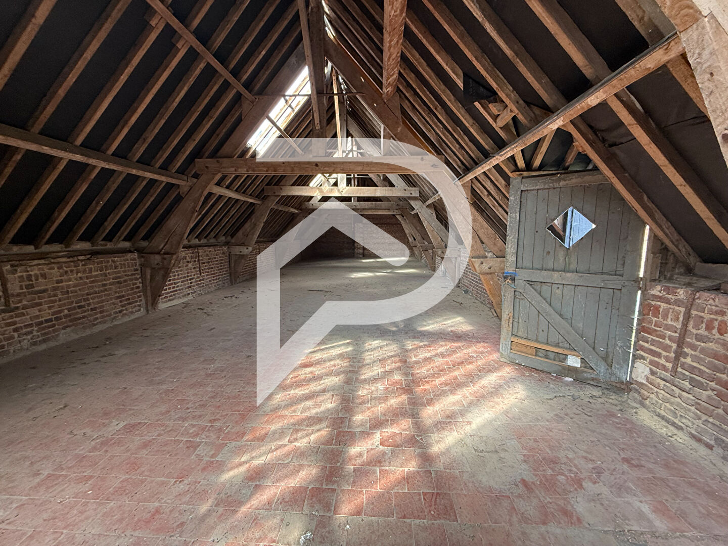 Photo Grange Lesdain 1280 m2 image 5/6