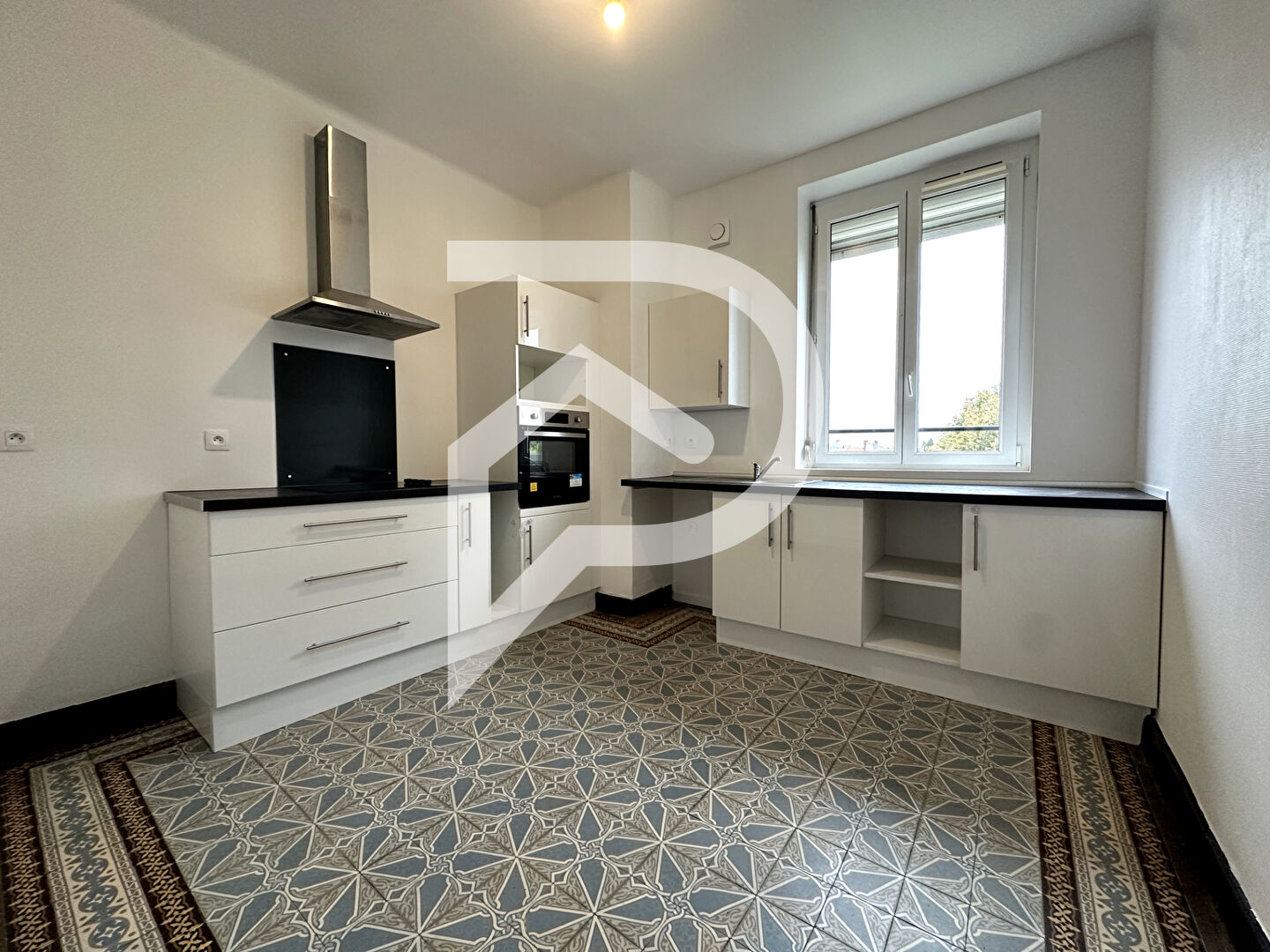 Photo Immeuble de rapport Louvroil image 2/6