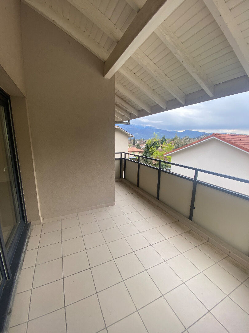 À LOUER APPARTEMENT 5 PIÈCES 98.86 M2