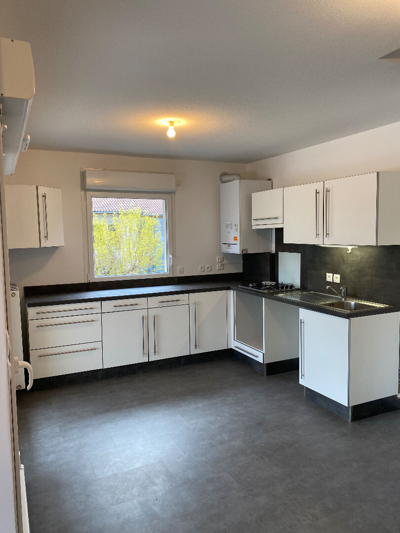 Photo À LOUER APPARTEMENT 5 PIÈCES 98.86 M2 image 2/6