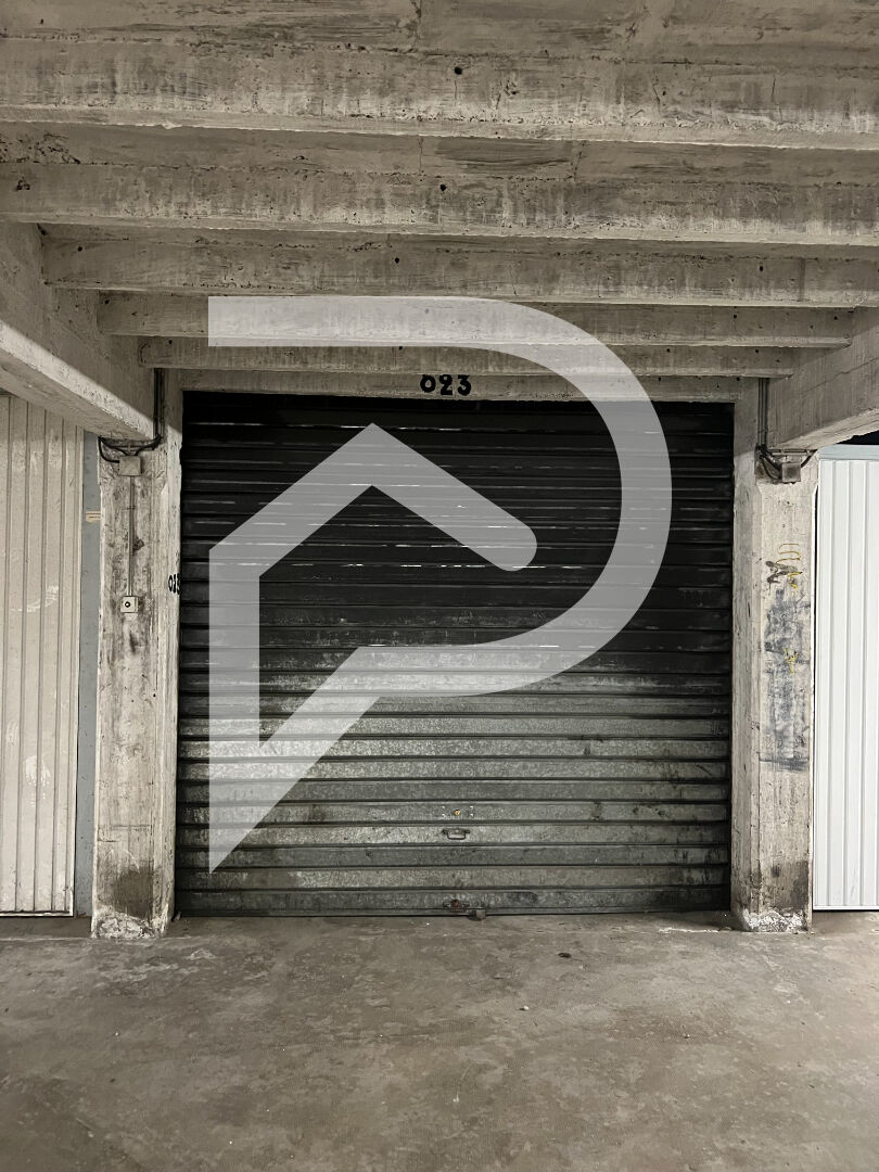 Photo Garage 21m2 à louer image 2/6