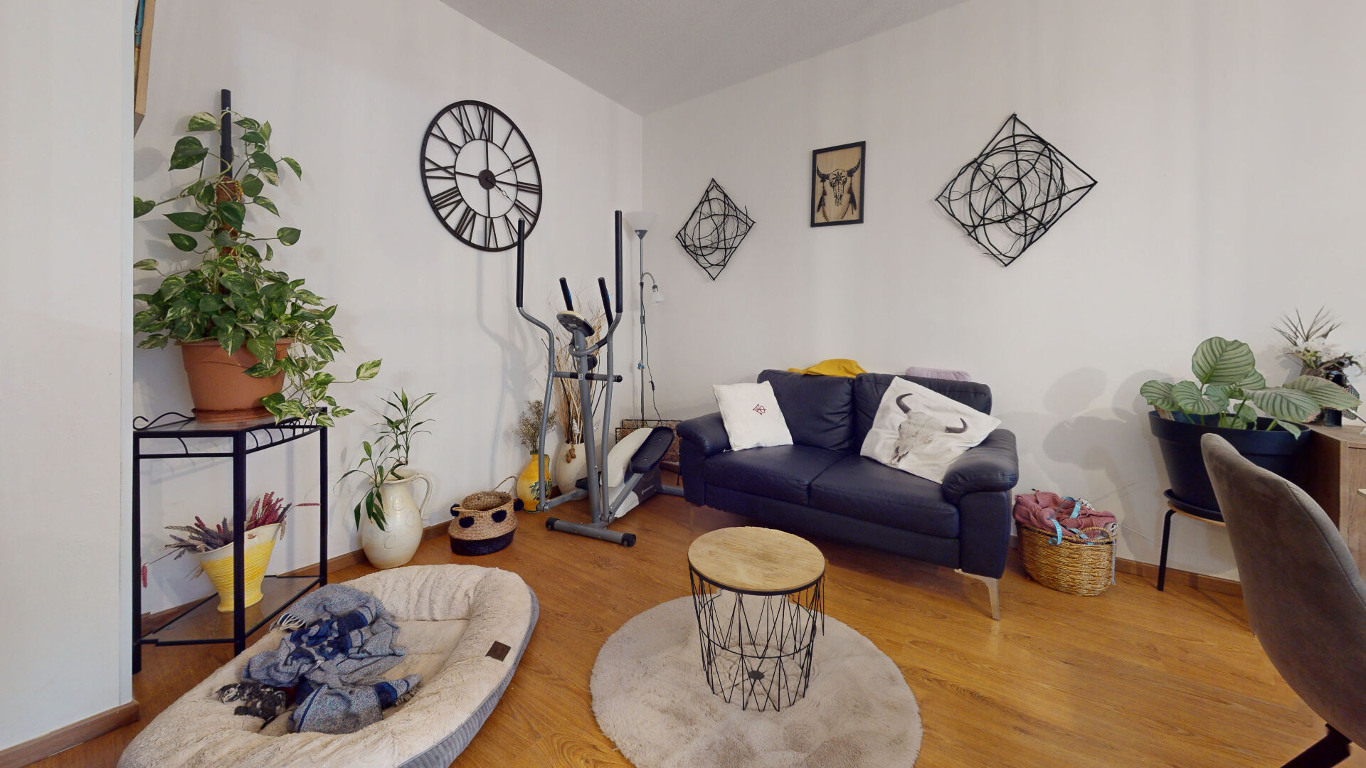 Photo EN EXCLUSIVITÉ à Voiron Centre - T2 de 60 m² + cave + garage image 1/4