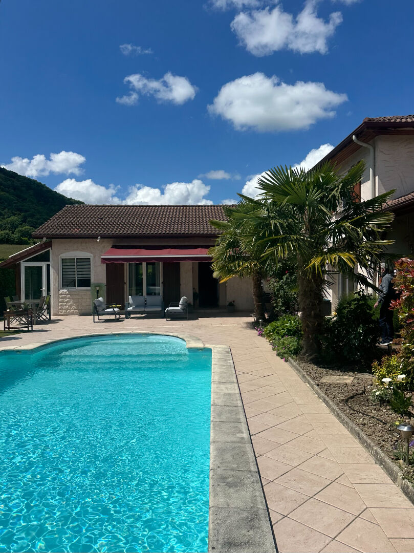 Maison T7 de 141 m² - Voiron (38)