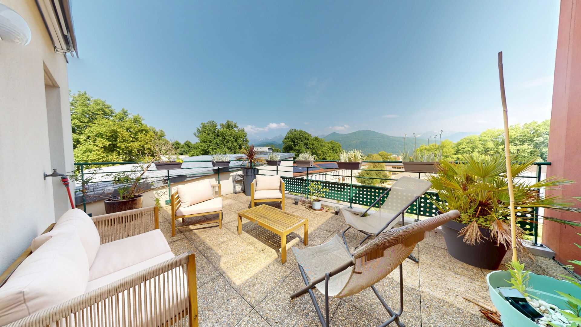 Appartement Duplex Dernier étage 4 pièce(s) 104 m2