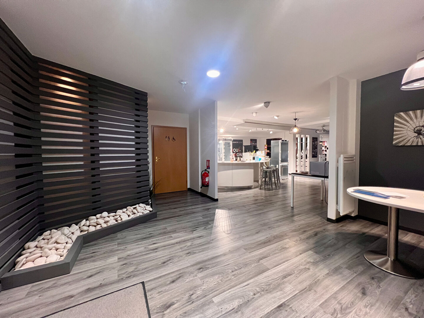 Photo LOCAL COMMERCIAL OU PROFESSIONNEL image 4/6