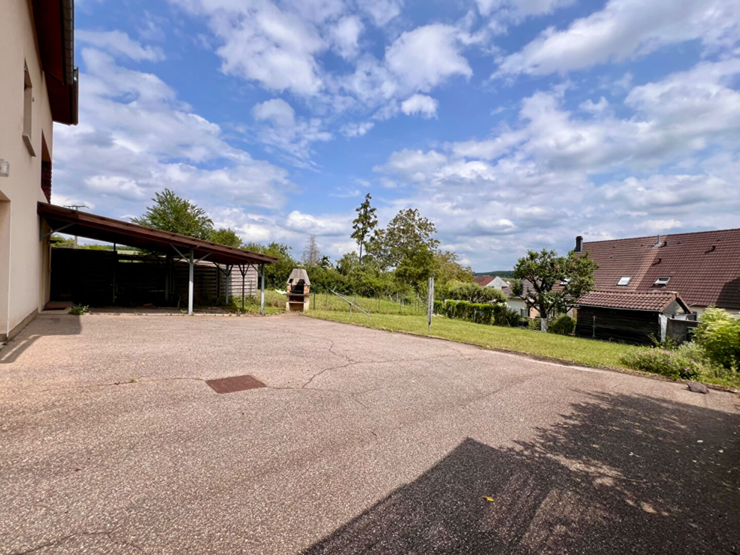 Photo Jolie maison familiale dans un quartier recherché et paisible image 6/6