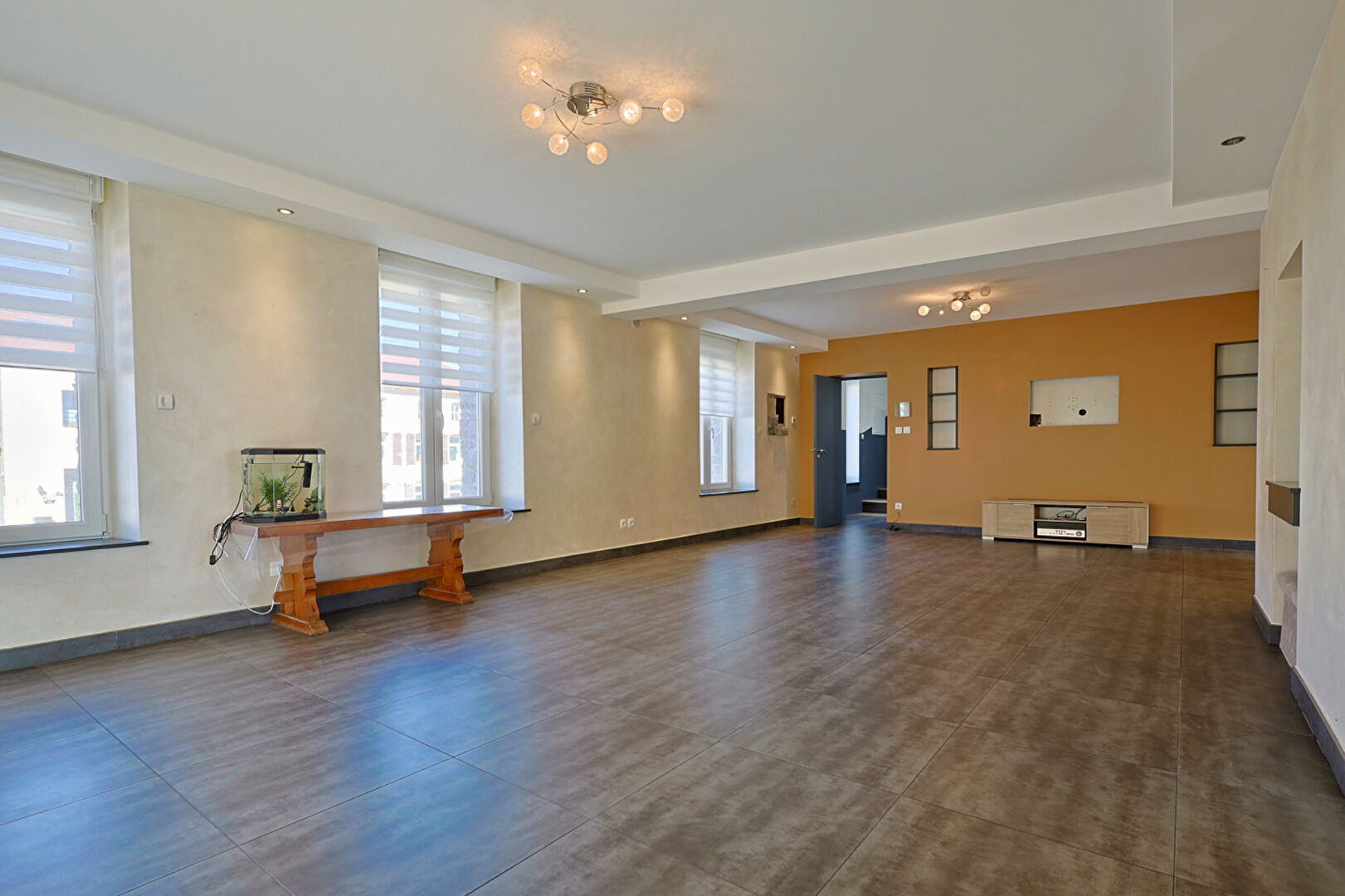 Photo Maison rénové, comprenant un F6 avec terrasse, garage & F3 loué, le confort d'une maison, au coeur d'un secteur recherché ! image 6/6