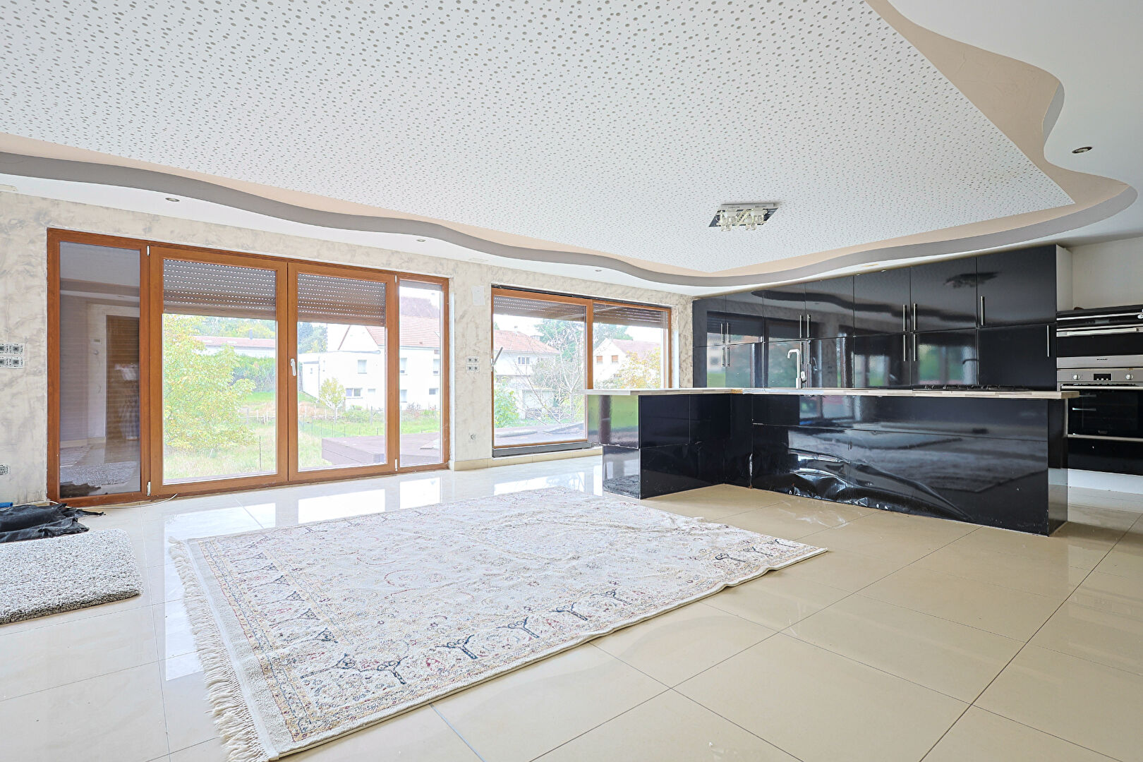 Photo MAISON CREUTZWALD 292 m² image 2/6