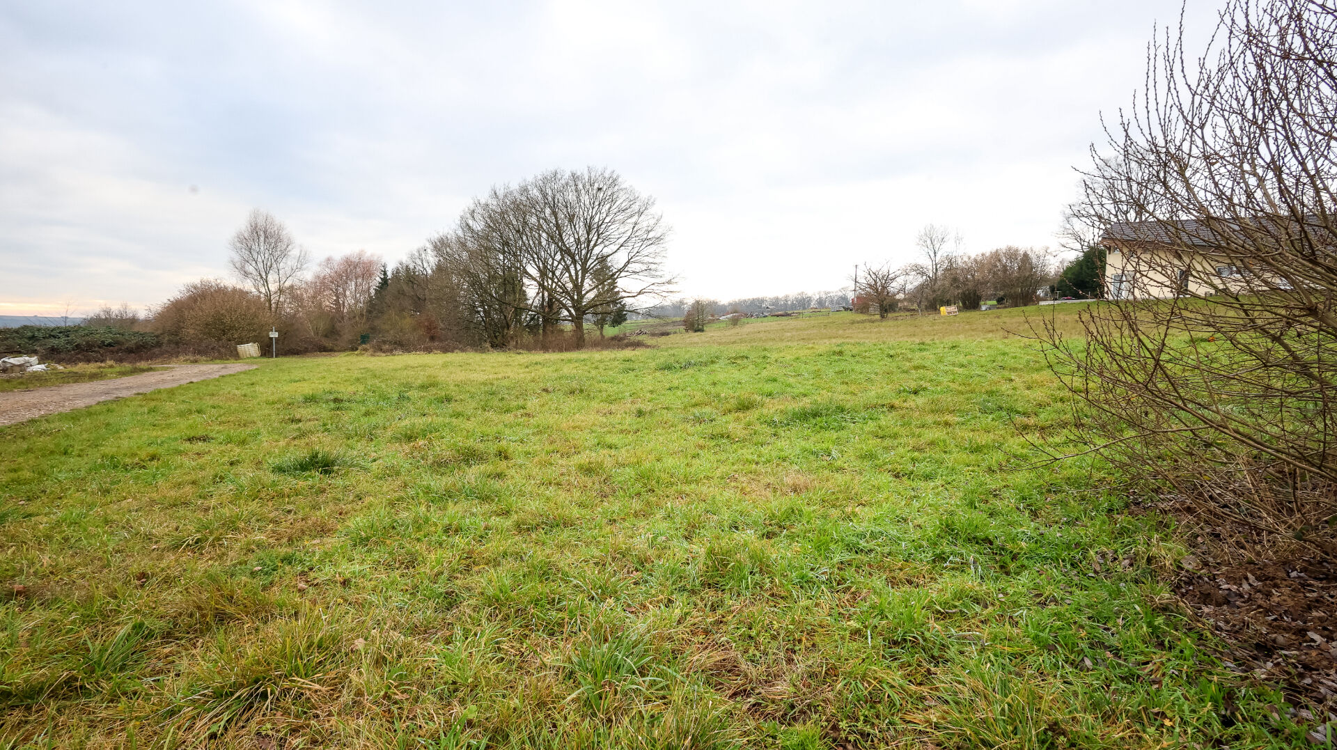 Photo Terrain Lachambre 1290 m2 image 1/6