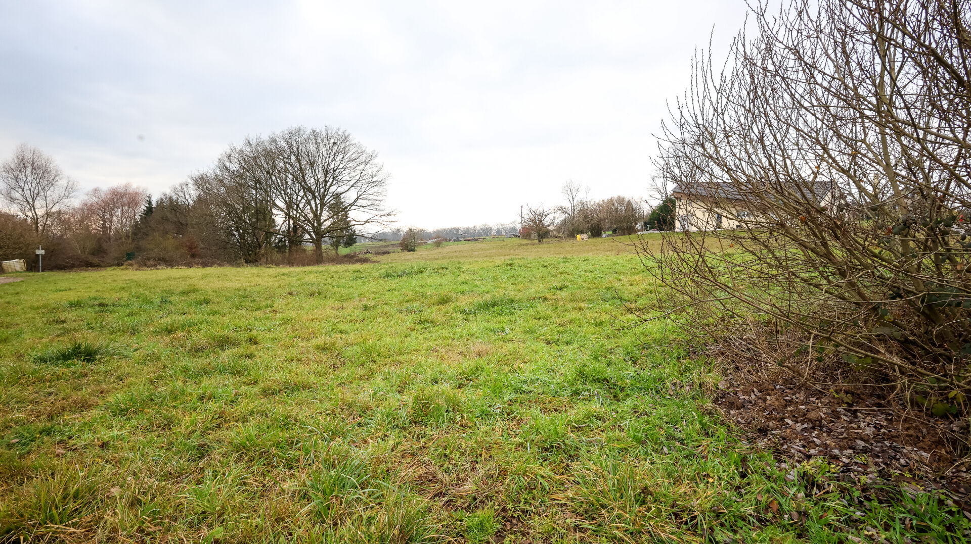 Photo Terrain Lachambre 1290 m2 image 3/6