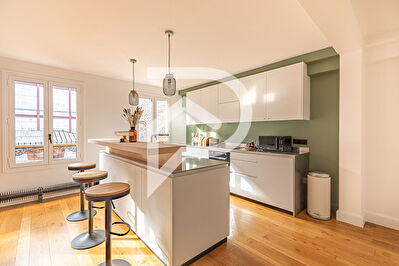 Appartement a louer paris-9e-arrondissement - 4 pièce(s) - 128.86 m2 - Surfyn