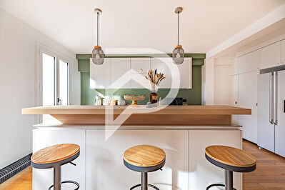 Appartement a louer paris-9e-arrondissement - 4 pièce(s) - 128.86 m2 - Surfyn