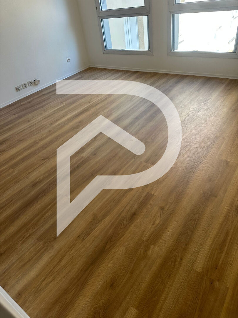 Appartement Viry Chatillon 1 pièce(s) 33 m2