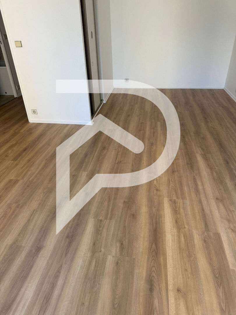 Photo Appartement Viry Chatillon 1 pièce(s) 33 m2 image 2/2