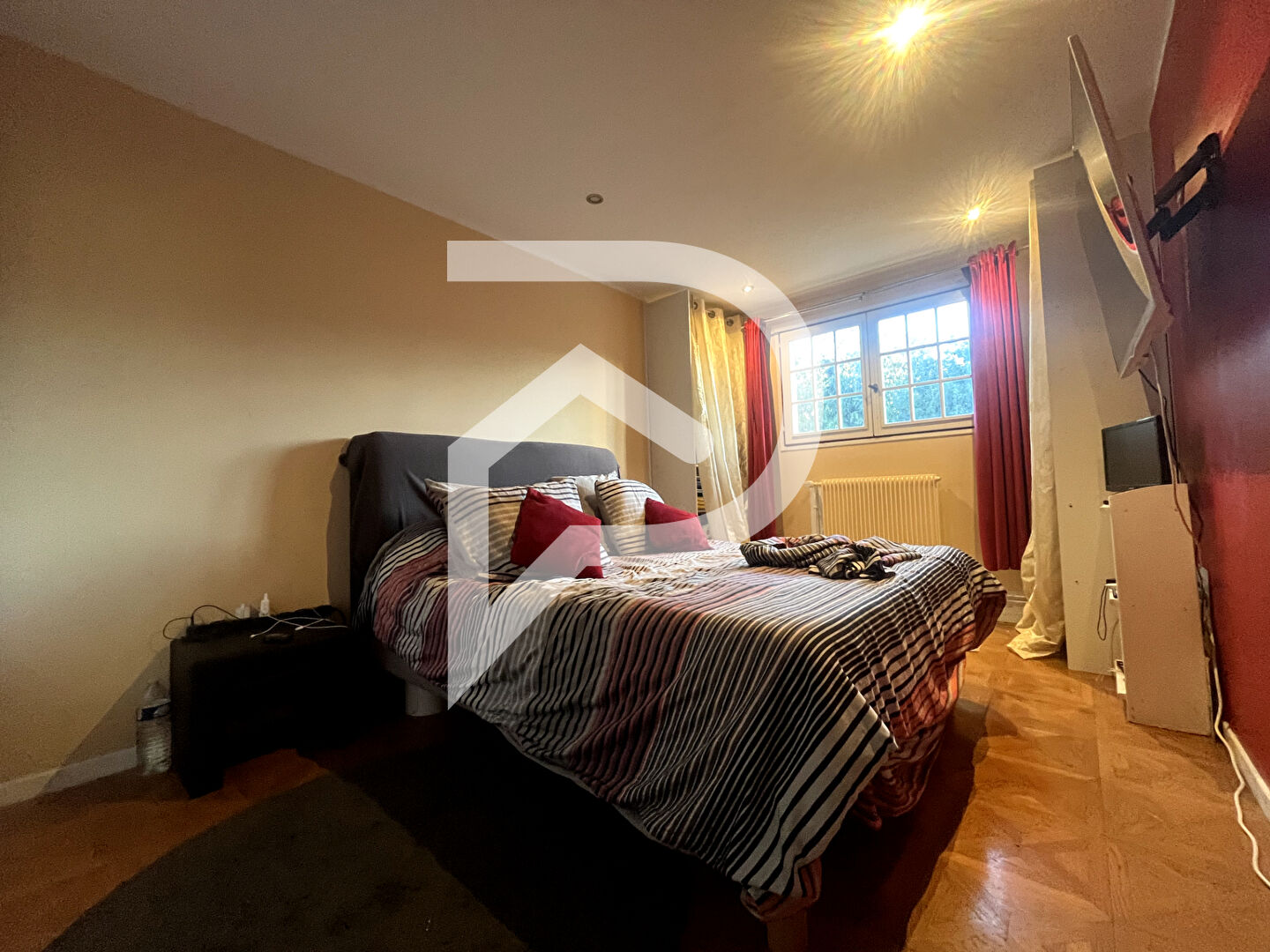 Photo Maison Viry Chatillon 7 pièce(s) 183 m2 image 6/6