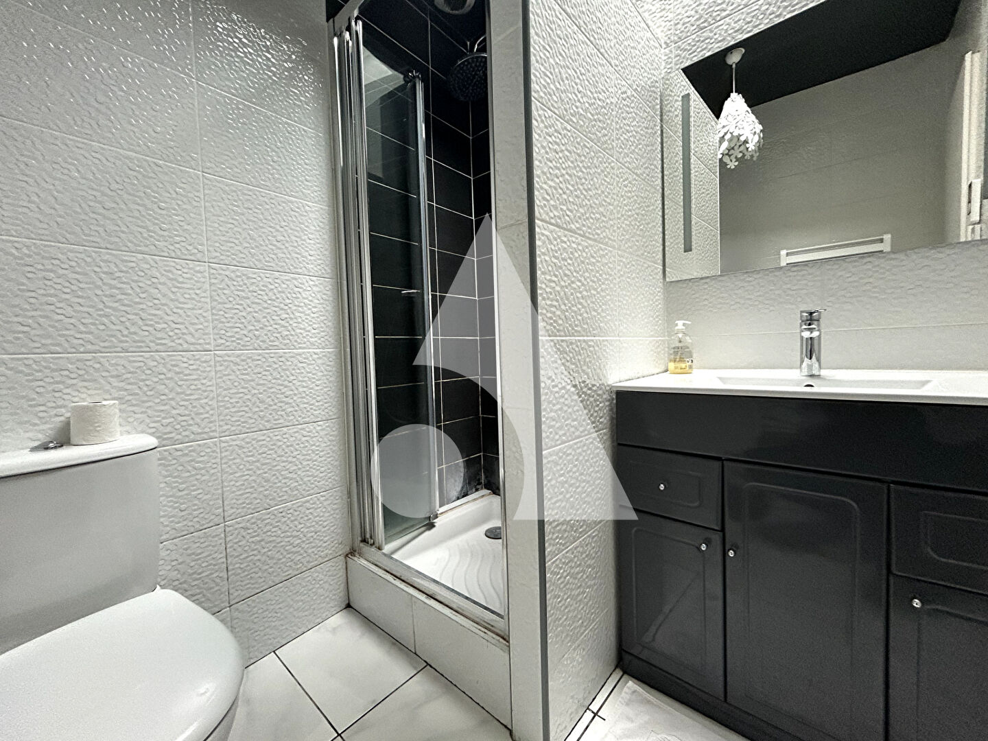 Photo IMMEUBLE CENTRE VILLE 90 m2 NIORT image 6/6