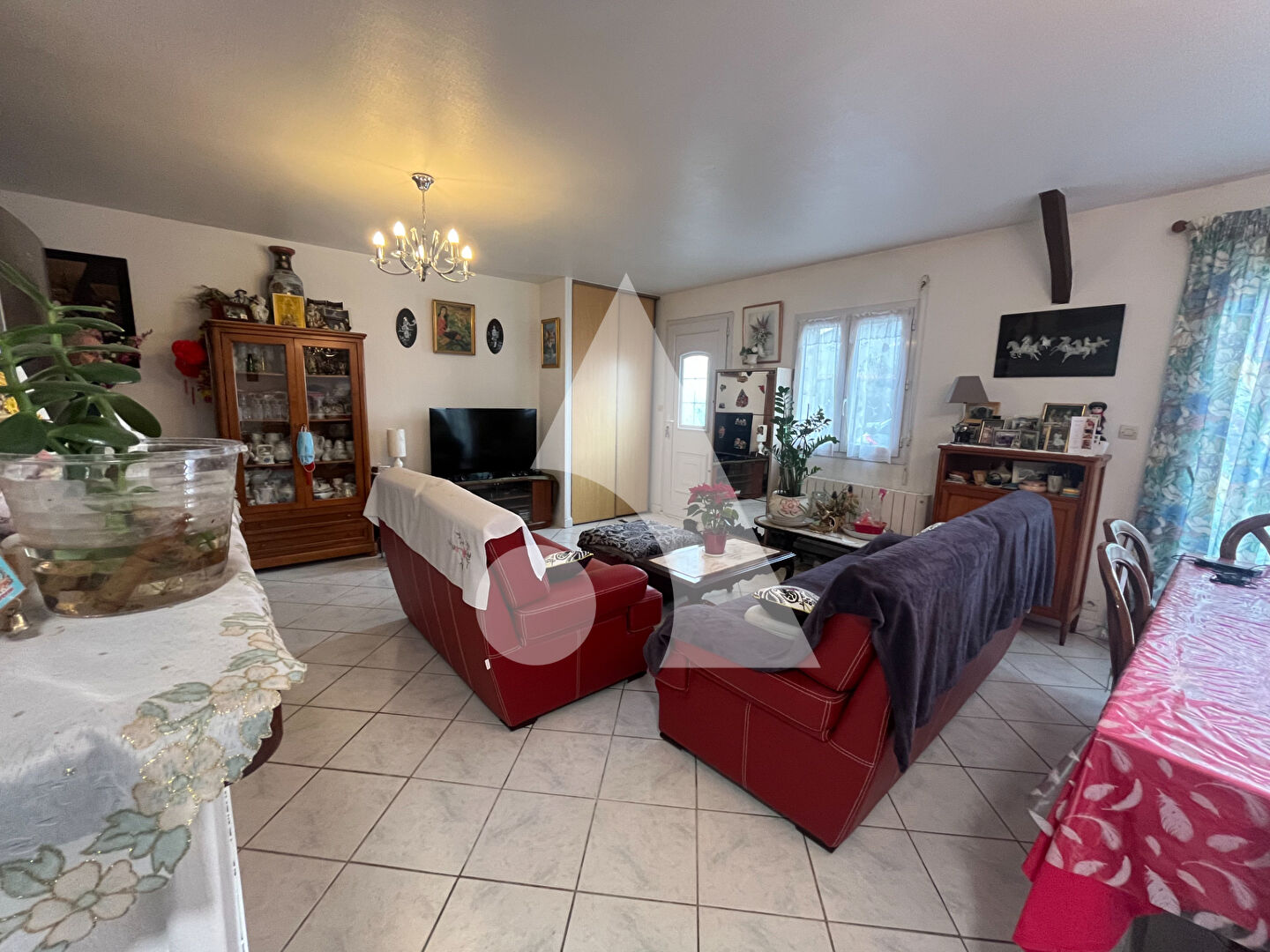 Photo Maison Thaire 4 pièce(s) 112 m2 image 2/6