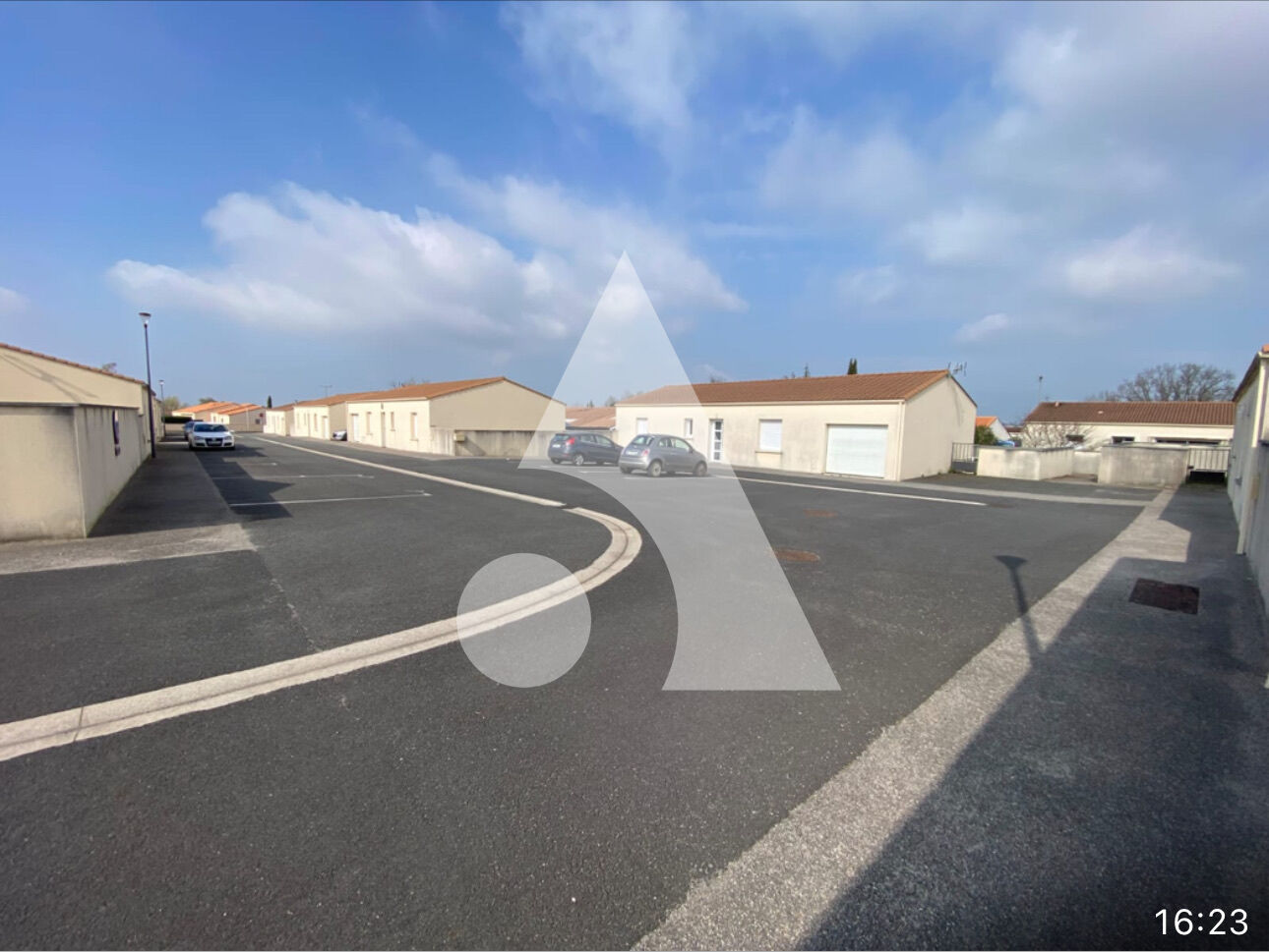 Vente ensemble immobilier de 17 maisons La Crèche