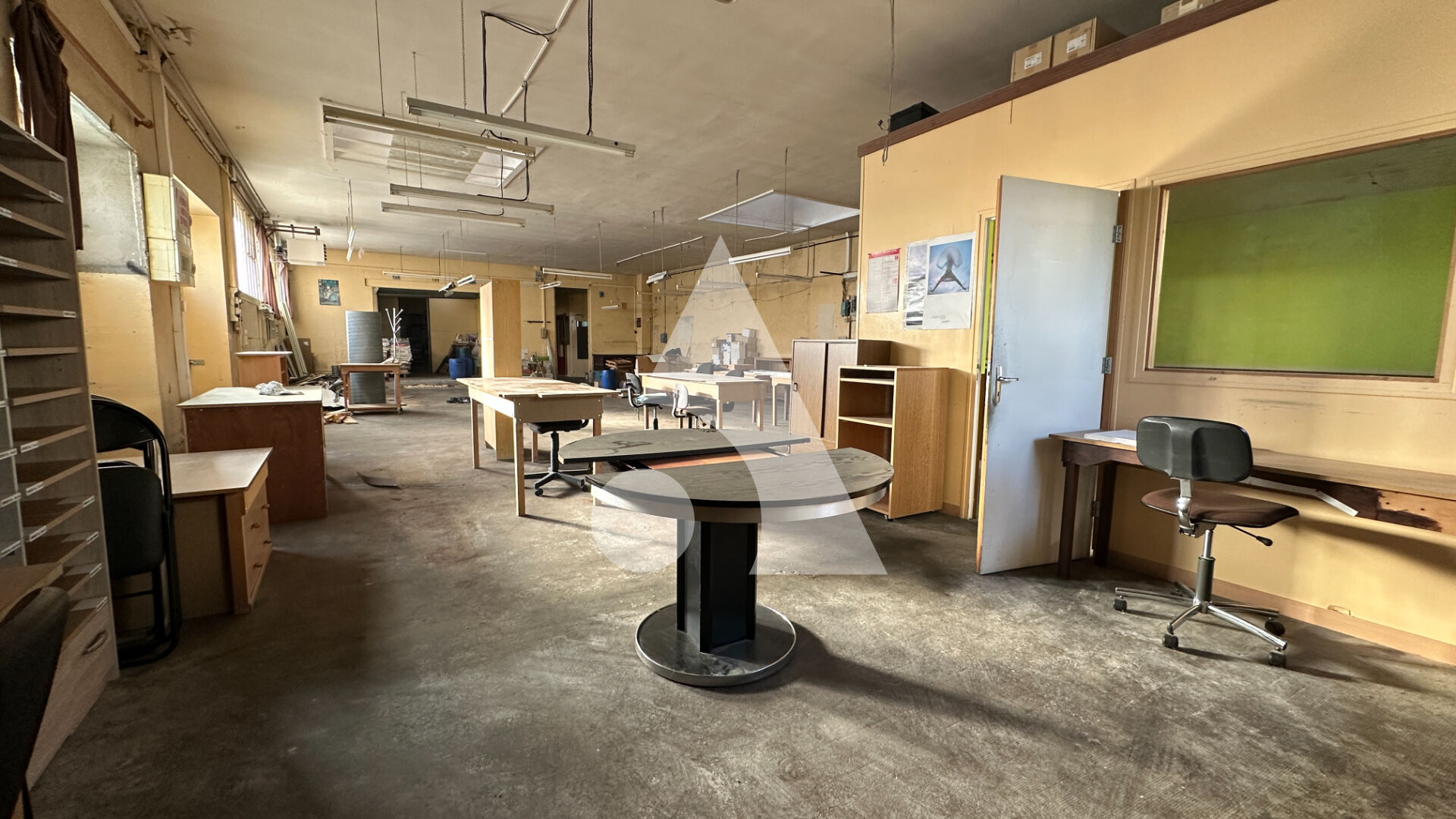 Local commercial Niort 420 m2