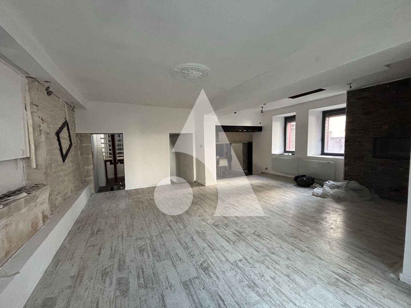 Photo Maison Niort 6 pièce(s) 400 m2 image 4/6