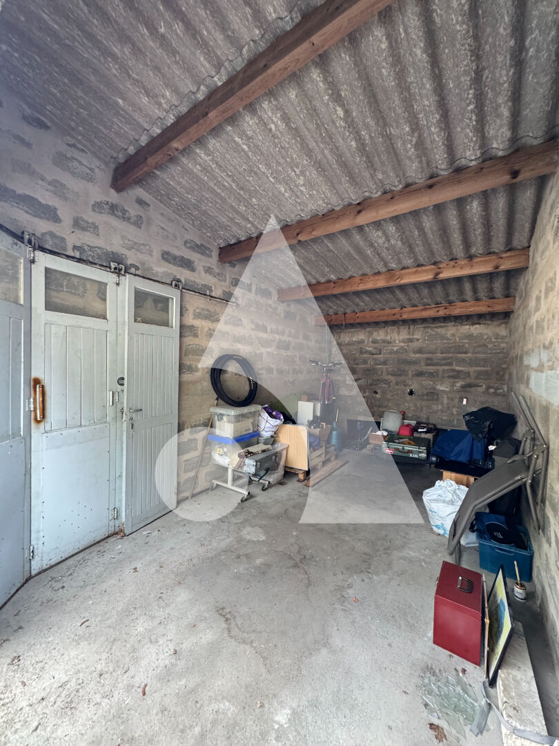 Garage et stationnement Niort 35 m2