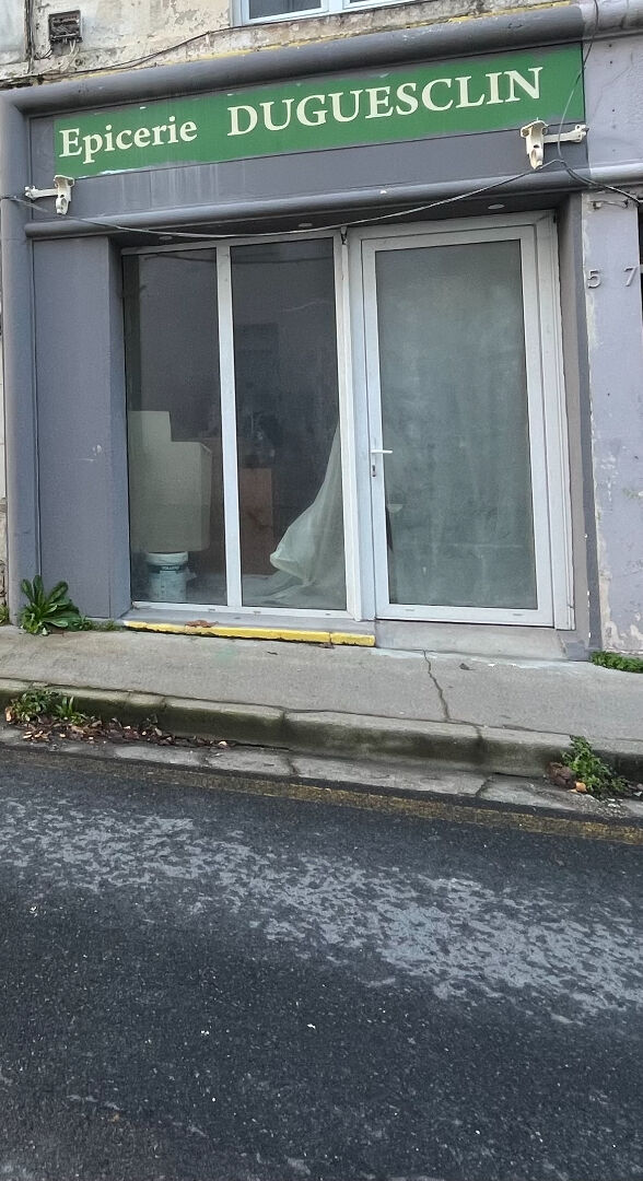 Local commercial à 2 min de l'hyper centre à pied