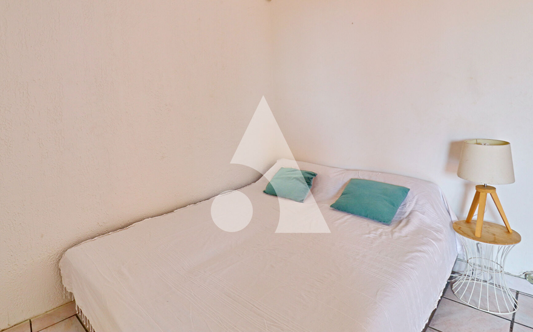 Photo APPARTEMENT T1 AVEC BALCON CAVE ET ASCENSEUR PROCHE CENTRE VILLE image 2/6