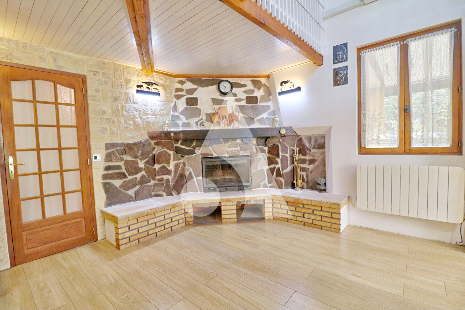 Photo VILLA AU CALME SANS VIS A VIS AVEC PISCINE AU COEUR DE SON PARC ARBORE AVEC FORAGE ET EAU DE VILLE image 2/6