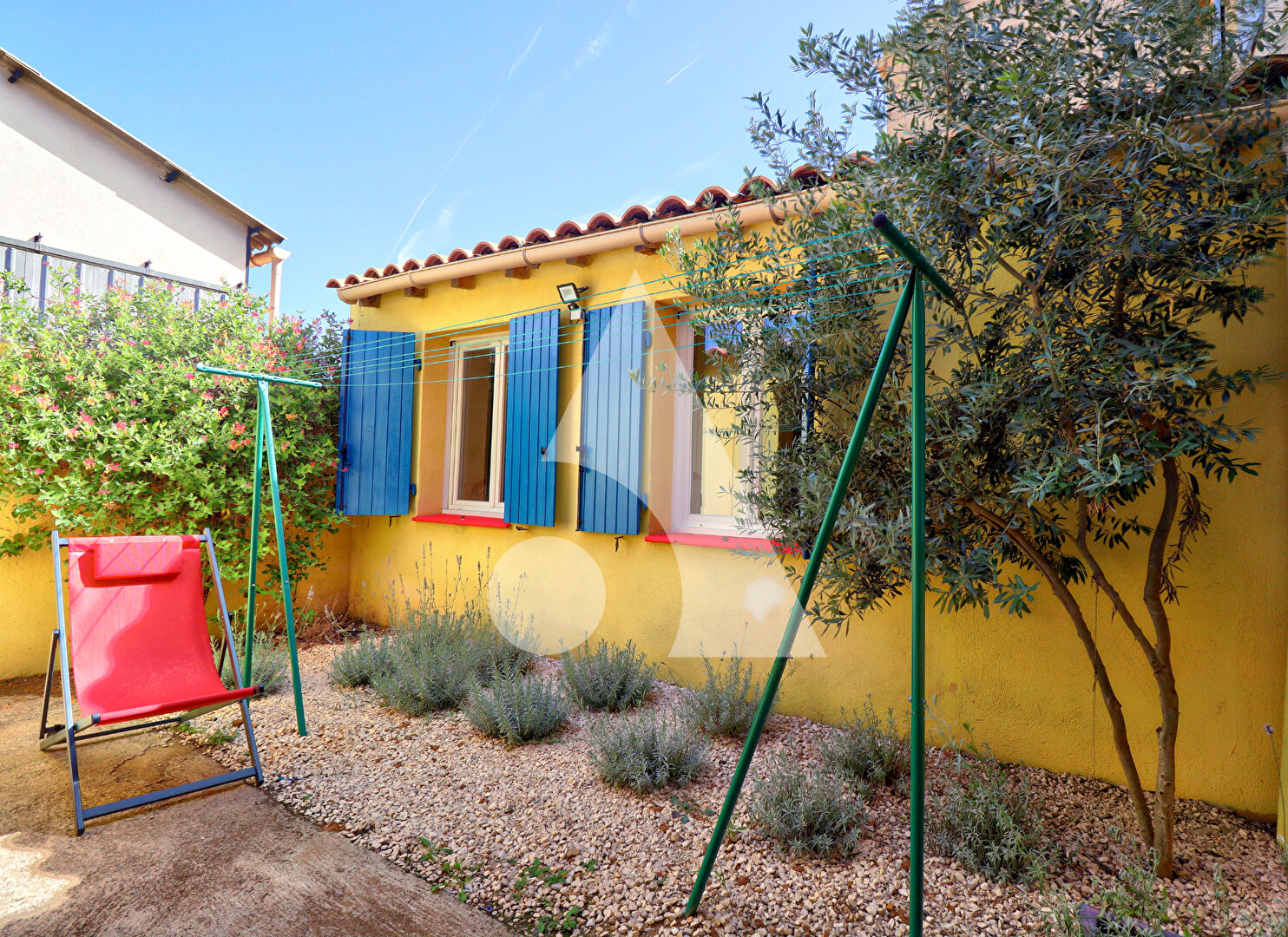 APPARTEMENT T4 AVEC EXTERIEURS ET PARKING PROCHE COMMODITES