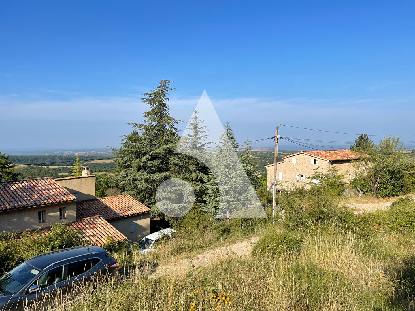 Photo TRÈS BEAU TERRAIN DE 2985M2 CONSTRUCTIBLE À SAINT JURS - SUPERBE VUE image 2/6