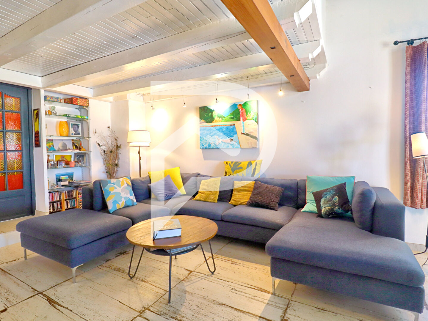 Photo VILLA TYPE 5 LUMINEUSE AVEC PISCINE JARDIN  ANNEXE ET VUE IMPRENABLE A SAINT MAIME image 3/6