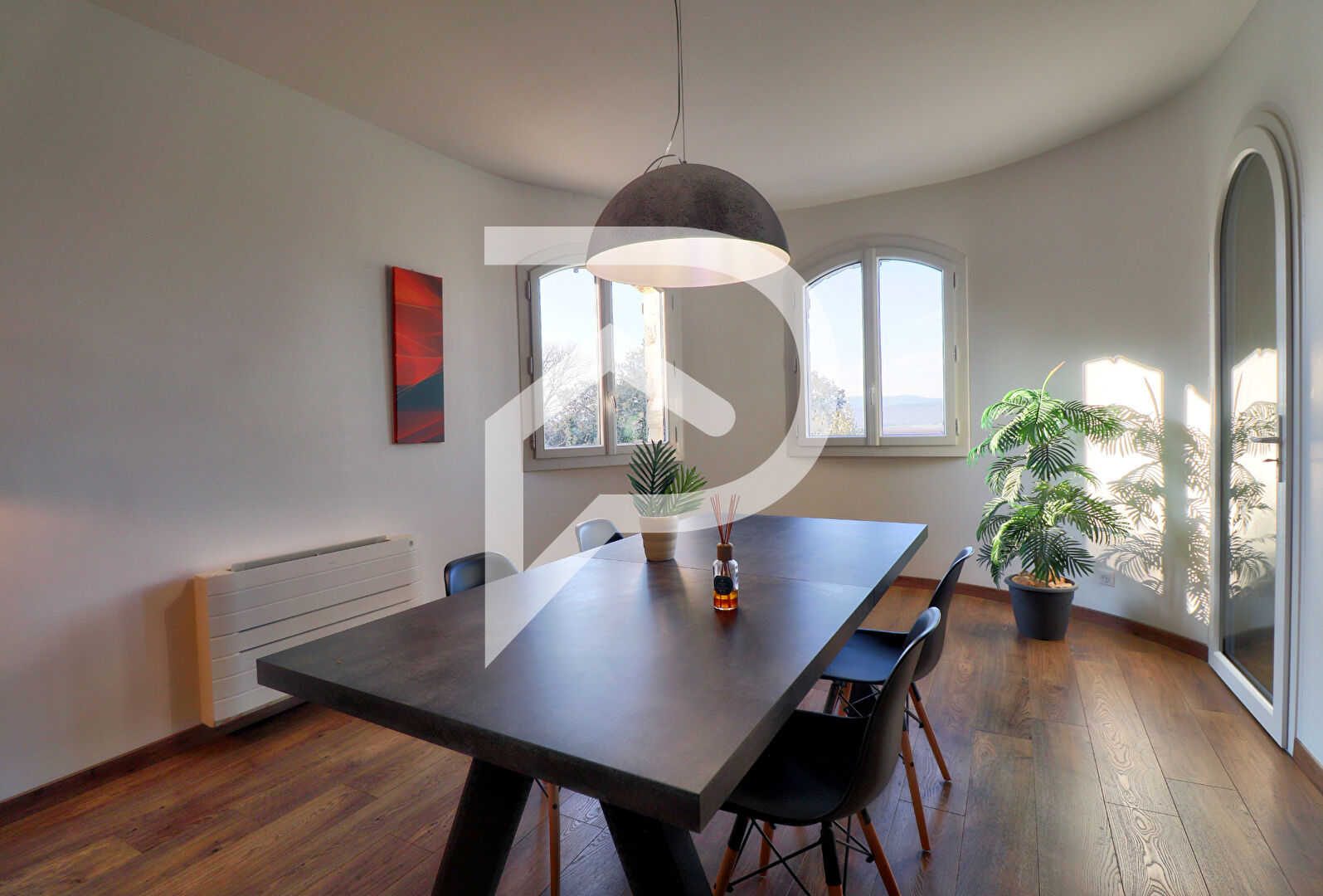 APPARTEMENT TYPE 4 DE 99.68 M2 MEUBLÉ DANS BASTIDE AVEC TERRASSE ET JARDIN PRIVATIF DE 400M2