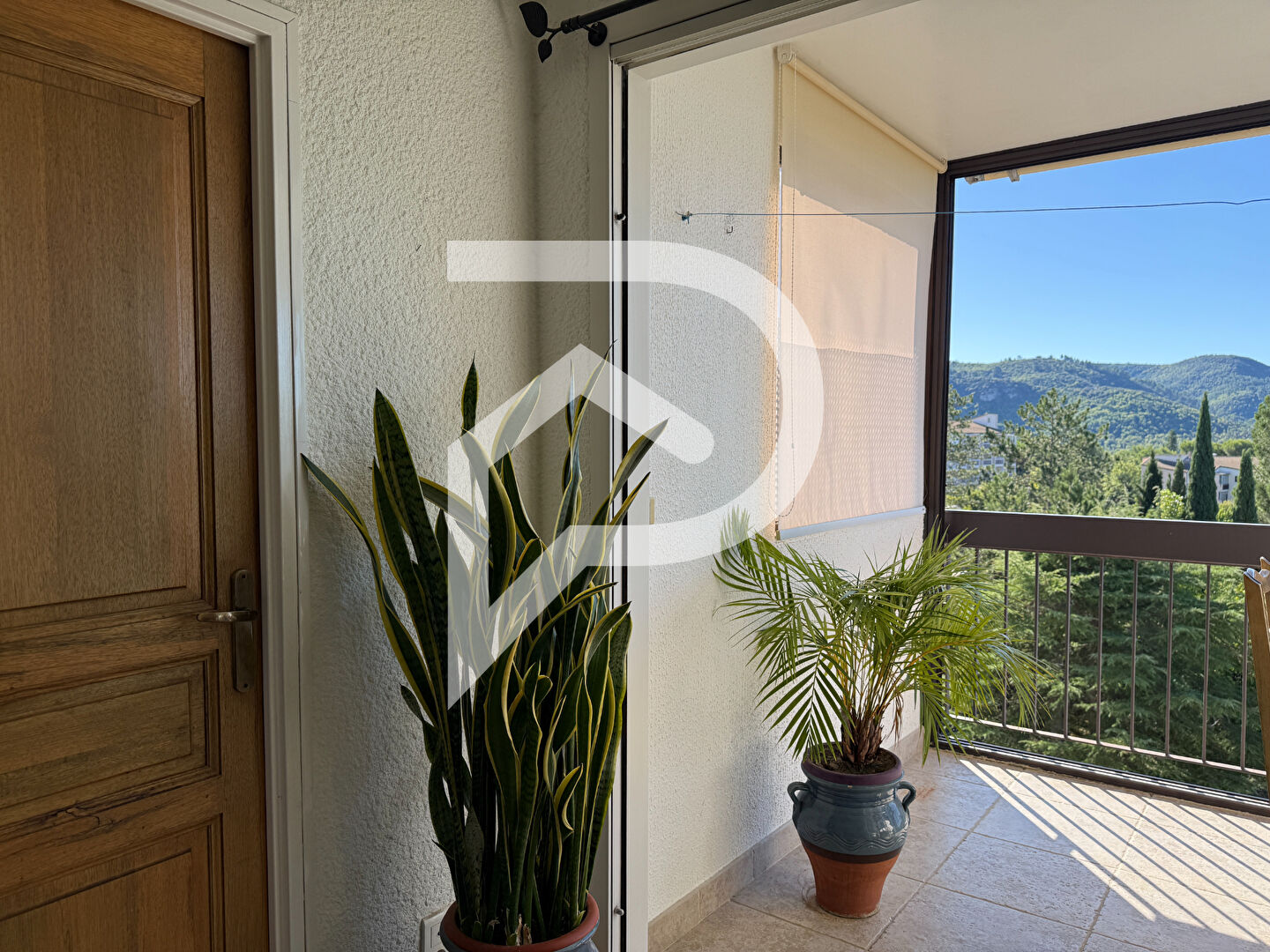 APPARTEMENT T2 51M2 LUMINEUX AU CALME AVEC BALCON SUPERBE VUE PARKING