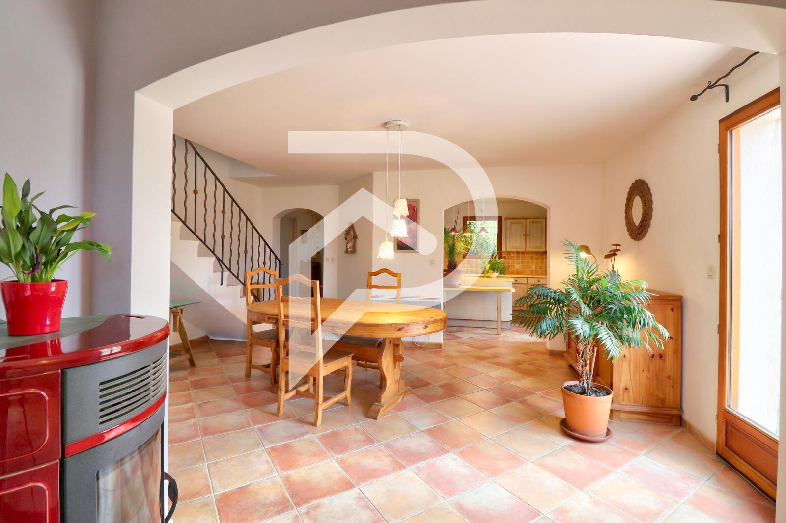 Photo VILLA 130m2  TYPE 4 JARDIN GARAGE, PISCINE LA VERDIERE image 6/6