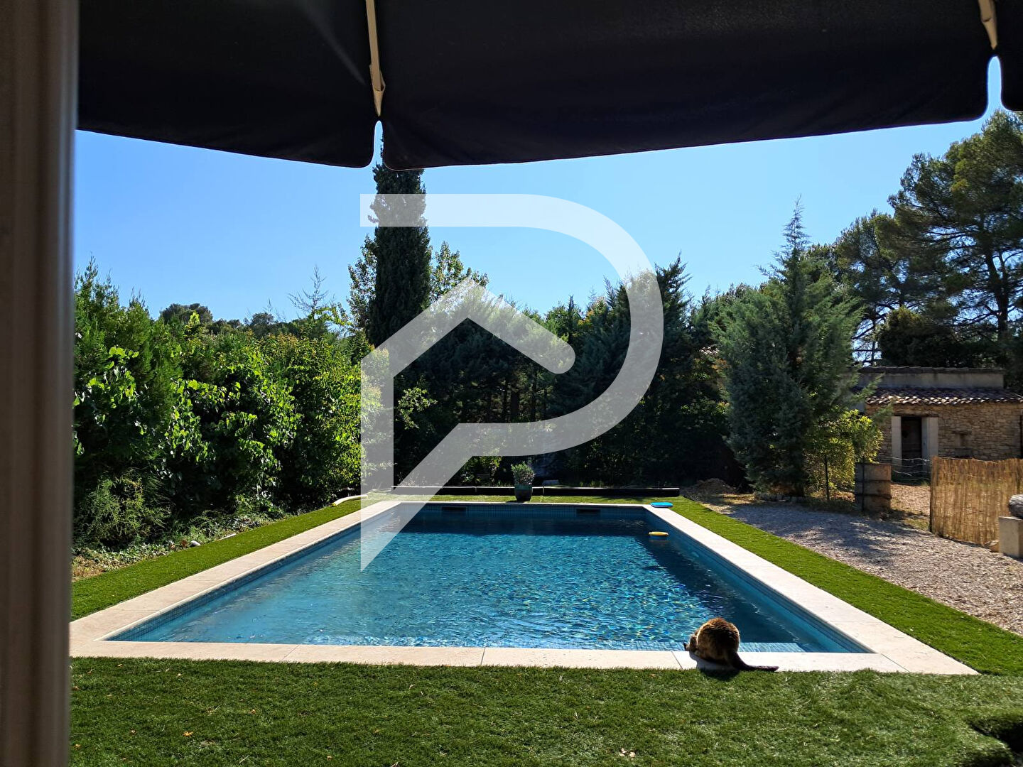 MAGNIFIQUE BASTIDE PROVENCALE DE 180m² ENVIRON LUMINEUSE AU CALME ABSOLU  SUR LA COMMUNE DE PEYPIN D'AIGUES