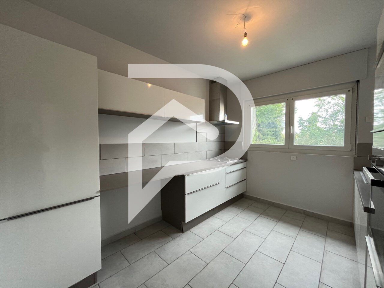 Photo Maison F4 à louer à SAINT CLEMENT image 3/6