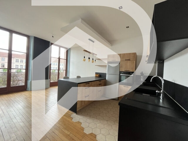 LUNEVILLE : appartement T3 (82 m²) à louer