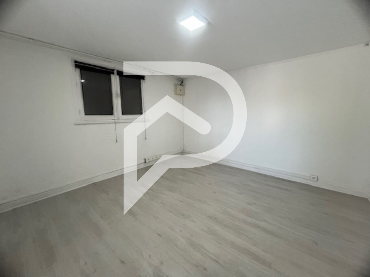 Photo À louer - locaux de 118 m² à Blainville-sur-l'Eau image 3/4