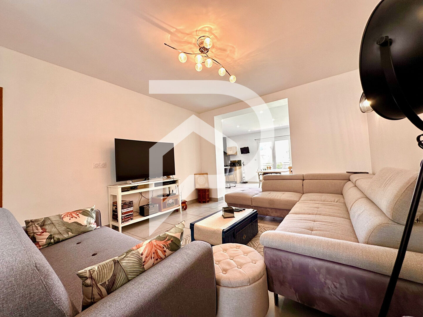 VENTE : maison de 7 pièces d'environ 190 m² à BLAINVILLE SUR L EAU (54360)