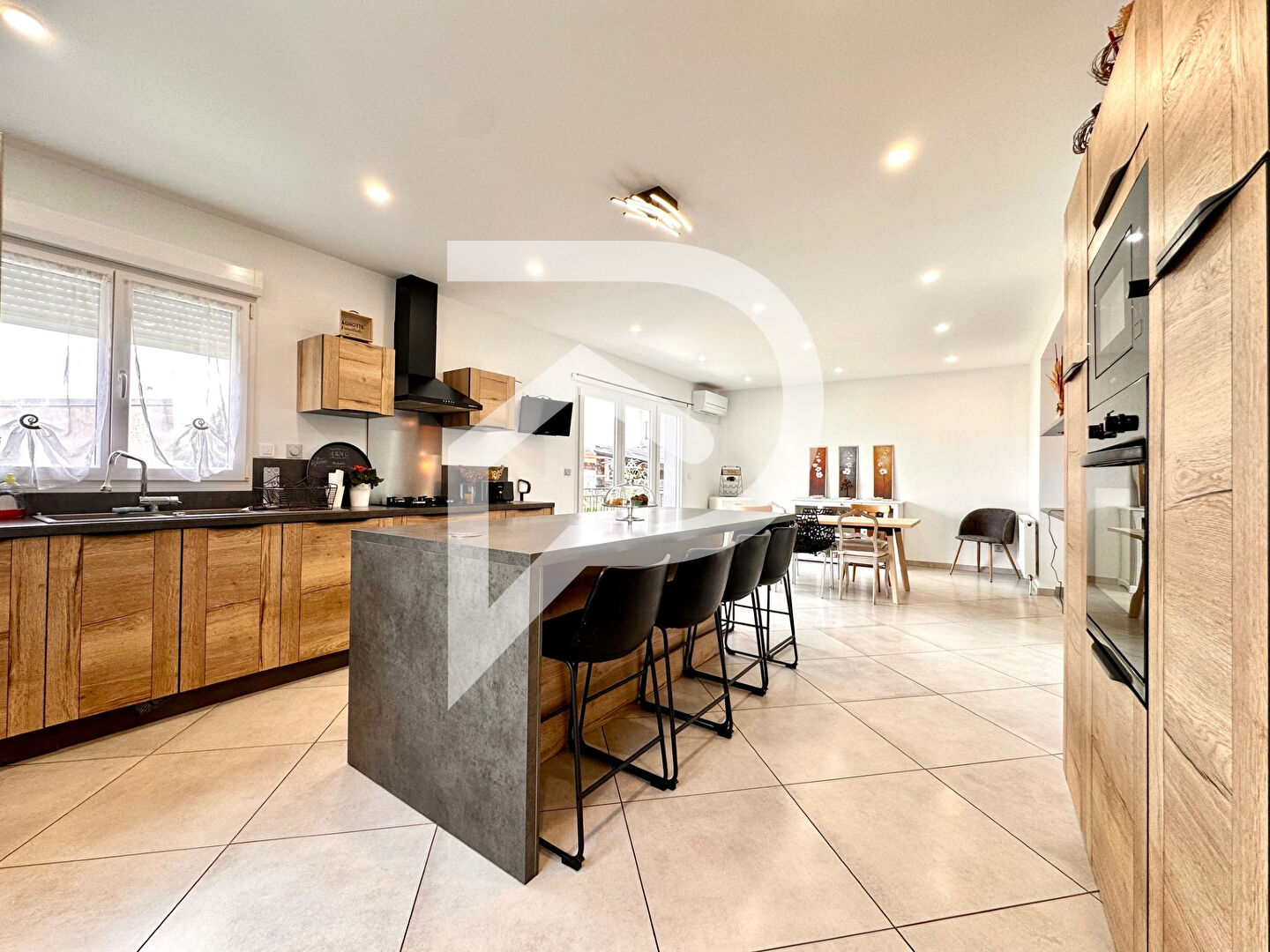 Photo VENTE : maison de 7 pièces d'environ 190 m² à BLAINVILLE SUR L EAU (54360) image 3/6