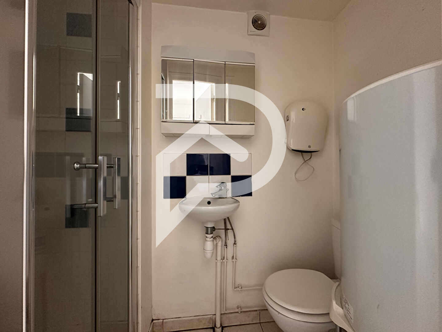 Photo À vendre - locaux de 13.25 m² à Lunéville image 2/3