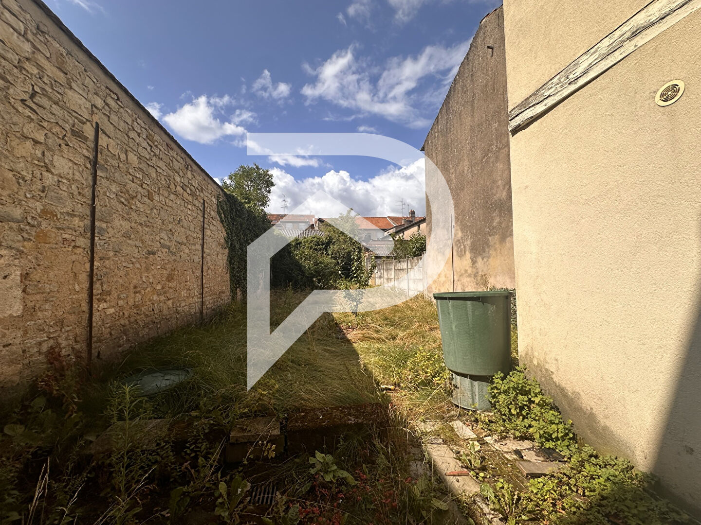 Photo À vendre - locaux de 13.25 m² à Lunéville image 3/3