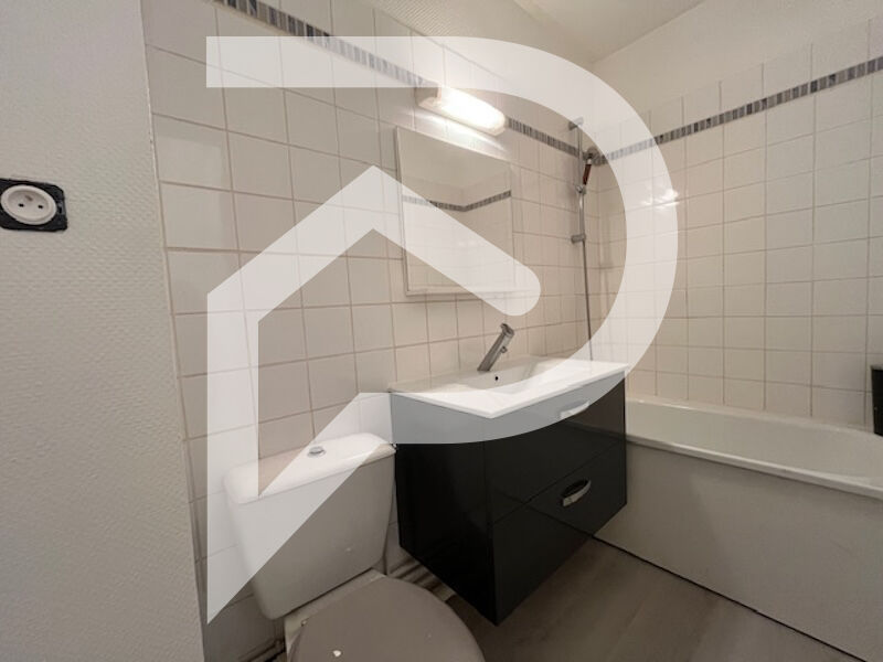 Photo À louer : Appartement meublé T2 à Lunéville (d'environ 52.32 m2) / LGJJ1292G image 4/4