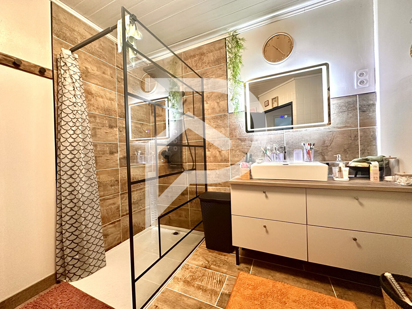 Photo Maison Thiebaumenil 5 pièce(s) 207.5m2 image 2/6