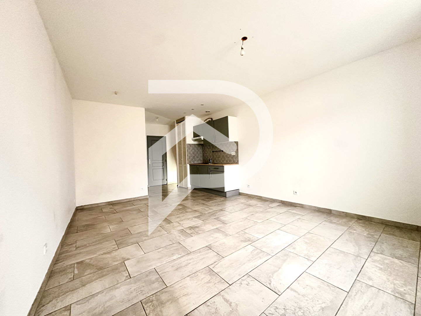 Photo Appartement Luneville 2 pièce(s) 29.65 m2 image 3/4