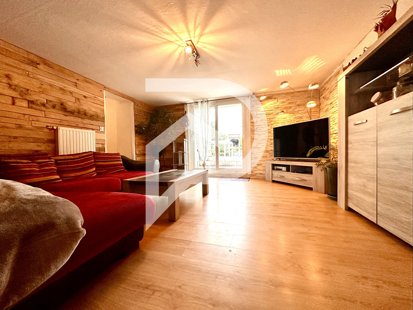 Agence immobilière de Stephane Plaza Immobilier Luneville Mont sur meurthe - Stéphane Plaza Immobilier Lunéville