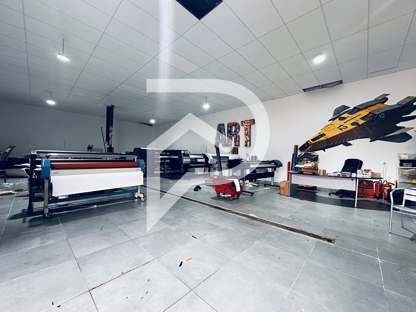 Photo Local d'activité à vendre à Chanteheux - Référence VJJ422 image 1/4