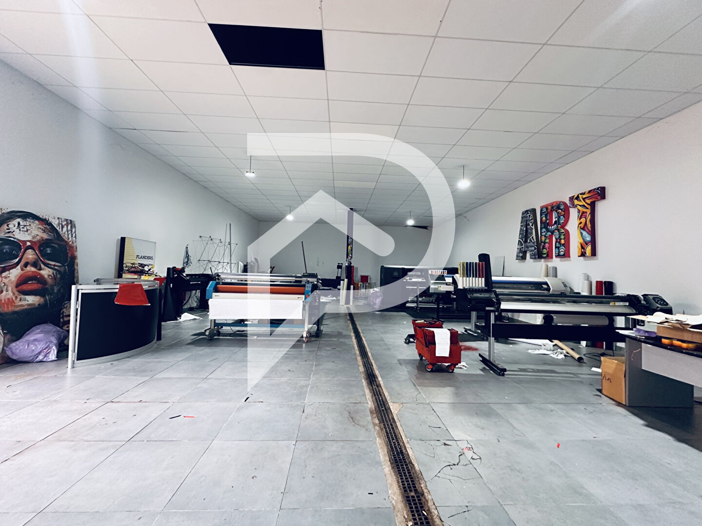 Photo Local d'activité à vendre à Chanteheux - Référence VJJ422 image 2/4